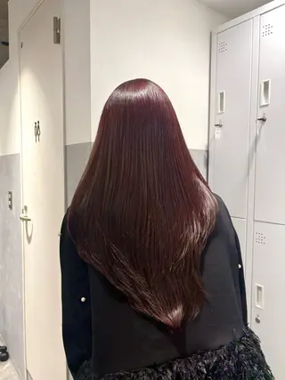 カラー ベージュ、ブラウン ／ボブ　ユミのヘアスタイル