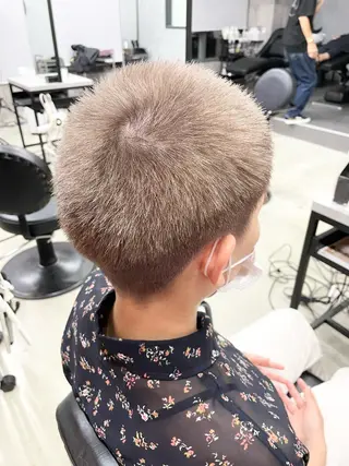 ショート カラー LUXBE LUCE ひなののヘアスタイル