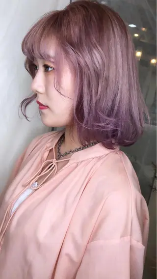 ミディアム カラー mana 暖色カラーカットのヘアスタイル