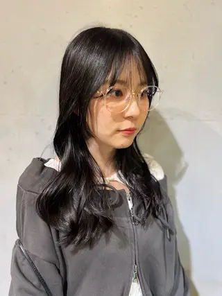 セミロング カラー 小笠原 悠斗のヘアスタイル