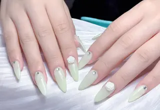 ネイル 小島 阿佑美のネイルデザイン