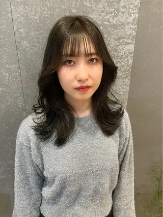 ミディアム 渡邊 恭汰のヘアスタイル