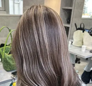 カラー @RICH 野尻俐織斗のヘアスタイル
