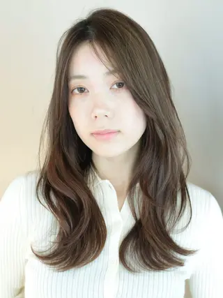 ロング カラー 髙木美緒🌿 レイヤー/アレンジのヘアスタイル