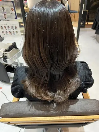 セミロング カラー 🍜のばた 🍜のヘアスタイル