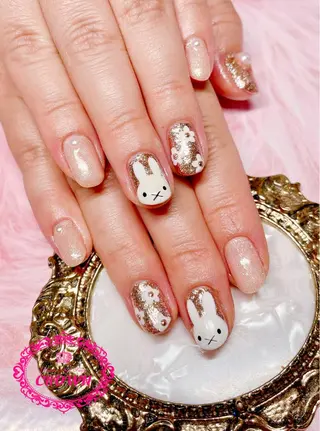 ネイル CROWN プライベートサロンのネイルデザイン