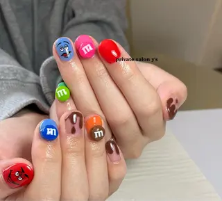 ネイル y' sのネイルデザイン