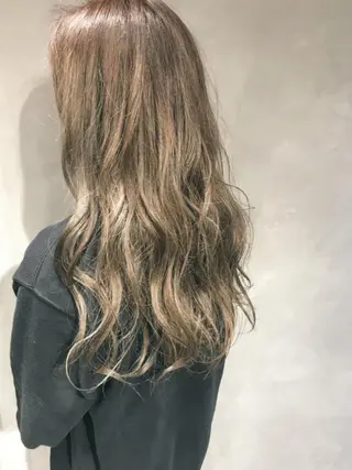 ロング カラー 明治神宮前 NANAMIのヘアスタイル