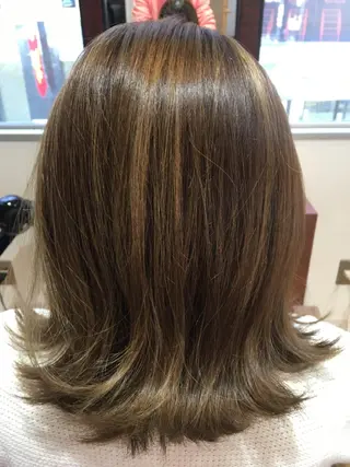ミディアム 鈴木 マサアキのヘアスタイル