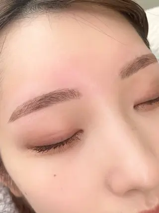 アイブロウ Lian所属・【𝐋𝐢𝐚𝐧】 𝐑𝐢𝐨のマツエク・マツパデザイン