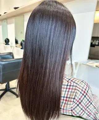 ロング 飯泉 春乃のヘアスタイル