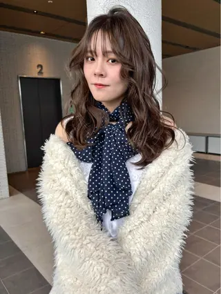 セミロング カラー mizuki/ピンク ベージュ.レイヤーのヘアスタイル