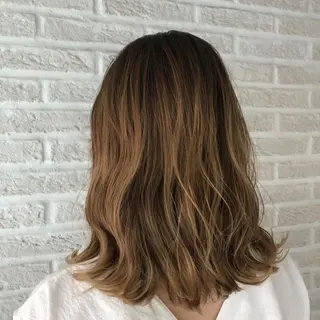 セミロング カラー パーマ 北岡 慶子 大宮駅西口徒歩3分のヘアスタイル