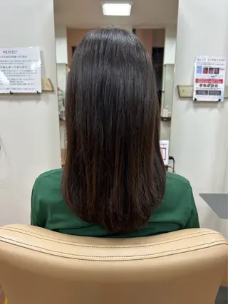 ロング SUN所属・太田 まなのヘアスタイル