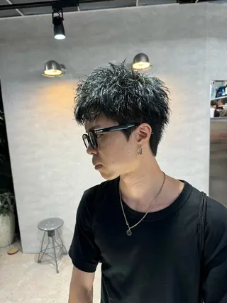 ショート カラー パーマ ヘアアレンジ メンズ スパイキー/フェザー /波巻き/かいとのヘアスタイル