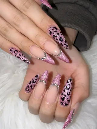 ネイル Nail salon EM（エム）諸星のネイルデザイン