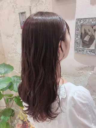 セミロング 代表山口ひな 髪質改善のプロのヘアスタイル