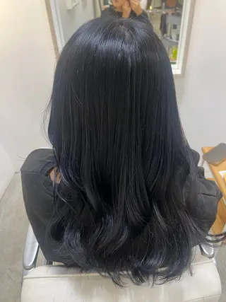 カラー 【YOKE】　西田 乃那のヘアスタイル