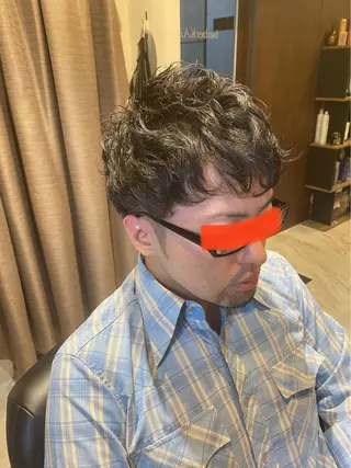 ショート 小野 大輔のヘアスタイル