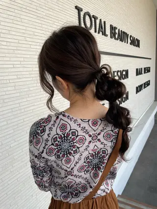 ロング EARTH富山婦中店 2026新卒20万〜のヘアスタイル