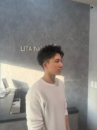 ショート 野上 晃生のヘアスタイル