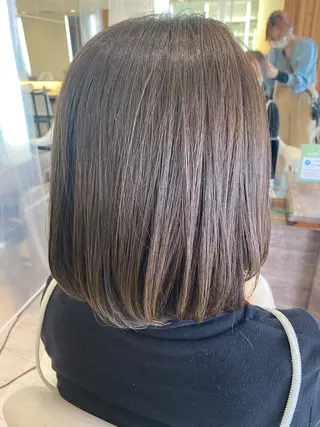 ミディアム カラー 小顔レイヤー/ ベージュ🤍Rieのヘアスタイル