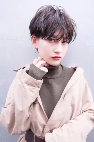 ショート ダブルカラー🤍 髪質改善／原島のヘアスタイル