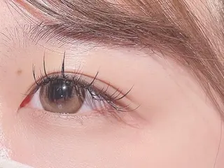 マツエク・マツパ 久保 純那の眉毛・アイブロウイメージ