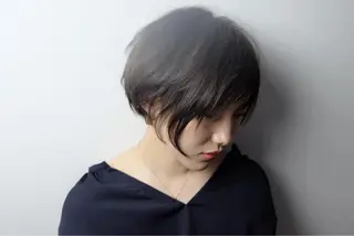 ショート 佐山 眞紀のヘアスタイル