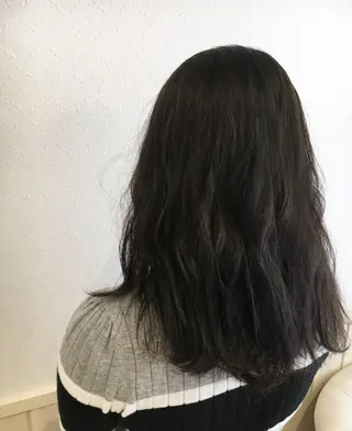 ロング カラー 宮内 真乃のヘアスタイル