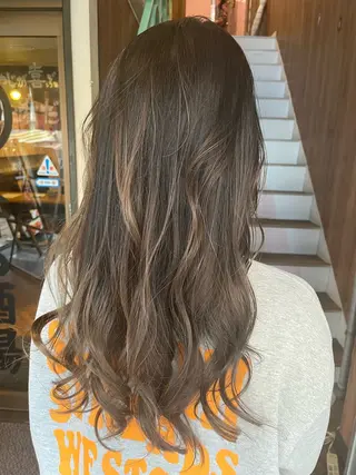 ロング カラー 【暗め透明感カラー】 【インナー】小島良太のヘアスタイル
