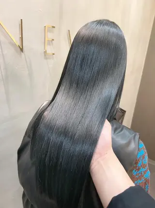 ミディアム カラー パーマ ヘアアレンジ ヘアケア特化型サロン newi 梅田のヘアスタイル