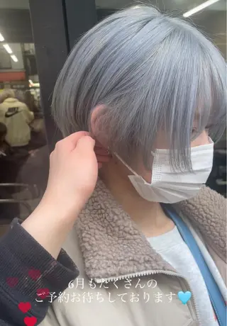 ショート カラー #韓国ハイトーン💓 TOWAのヘアスタイル