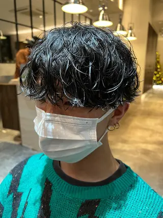 ショート パーマ メンズ 波巻きスパイラルパー マ/シャドウパーマ駿のヘアスタイル