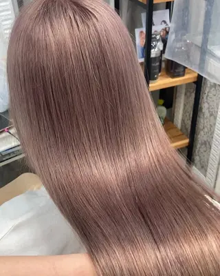 ロング カラー ANKH CROSS 🦋mako🦋のヘアスタイル