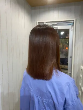 セミロング カラー リト /渋谷/ハイトーンのヘアスタイル