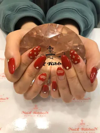ネイル ネイルリボン 受付スタッフのネイルデザイン