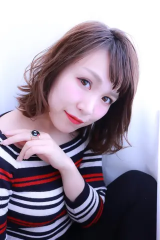 ミディアム カラー パーマ ヘアアレンジ IVY villa Suzu.のヘアスタイル