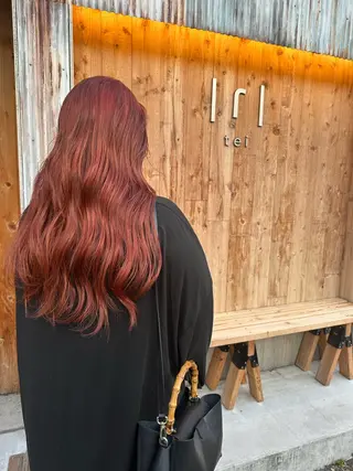 カラー 大塚 夏生のヘアスタイル