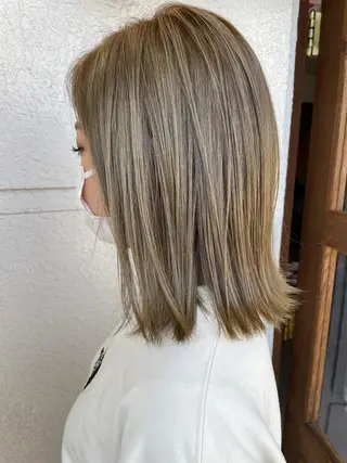 ミディアム カラー レイヤーカット匠 イソザキノリユキのヘアスタイル