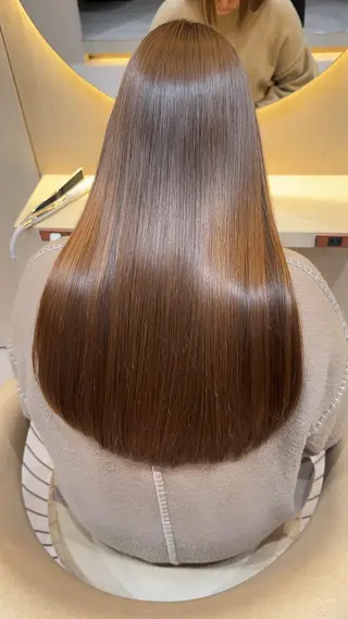 セミロング カラー 縮毛矯正✨🫧 レイヤー川村利幸のヘアスタイル