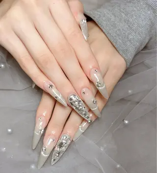 ネイル W·mai nail 関内のネイルデザイン