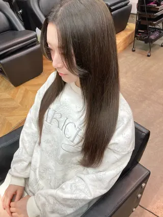 セミロング ✨最安値✨エクステ カラー🌼つきな🌼のヘアスタイル