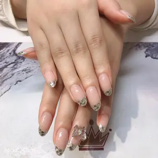 ネイル ガレンドウ 白澤 愛子のネイルデザイン