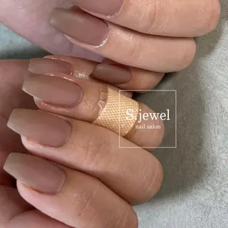 ネイル S. JEWELのネイルデザイン