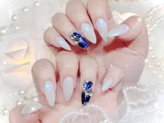 ネイル anju🌷 𓂃𓈒𓏸︎︎︎︎のネイルデザイン