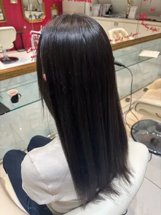ロング 小林 花寧のヘアスタイル
