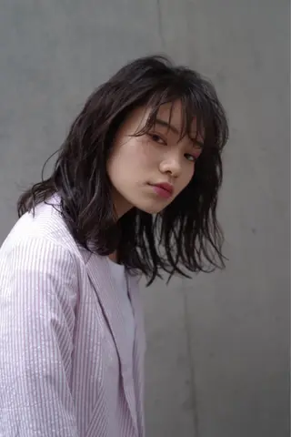 ミディアム カラー パーマ ヘアアレンジ メンズ キッズ ネイル マツエク・マツパ 藤井 仁紀のヘアスタイル