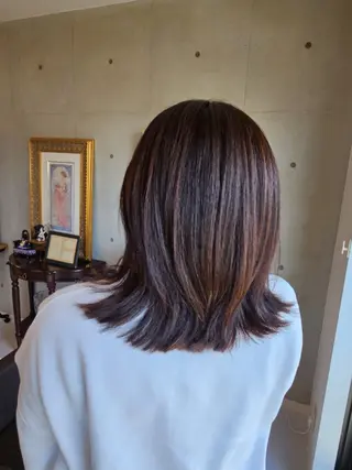 ミディアム カラー ma cherie naoのヘアスタイル