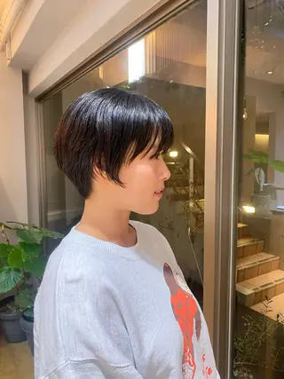 ショート 大人可愛い♡コテ巻き パーマ🌼杉田 萌恵のヘアスタイル